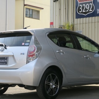 どなたでもクルマがローンで買えます！　　くるまのミツクニ東京足立店祝２周年！！　「Ｗ紹介キャンペーン」「下取りキャンペーン」実施中♪♪　【アクア】の画像