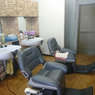 美容室を始めたい方いませんか？居抜き物件あります。 - レンタルオフィス