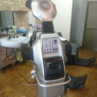 美容室を始めたい方いませんか？居抜き物件あります。 − 愛知県