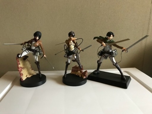 進撃の巨人 フィギュア