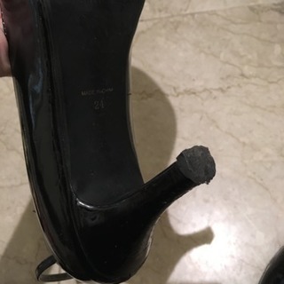 ミニマムのパンプス 中古の画像