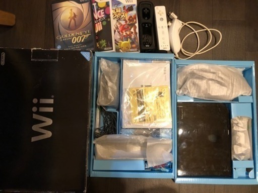 値下げ wii本体 セット＋ リモコン2＆ヌンチャク1＋ ソフト3本 まとめて 【価格交渉あり】