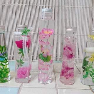 母の日向に向けて お好きな花材を選べるハーバリウム講座【午前の部】