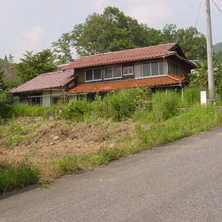 （決済・移転登記、無事完了しました）豊平の土地、古家付き、菜園に...