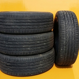 中古ﾀｲﾔ売ります。