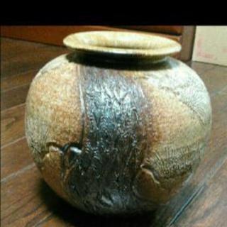 壺　骨董品の画像