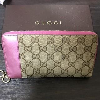 GUCCI グッチ ラウンドファスナー 長財布  ハートチャーム付