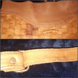 【再再値下げ】ロビタ☆革メッシュのショルダーバッグ☆大容量☆ちょい難アリですがマザーバッグにいかが？の画像