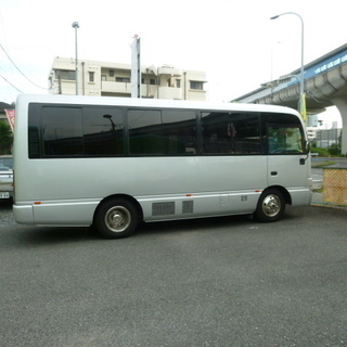 普通免許OK　車検３１年９月　８ナンバー　ベット　テレビ３台　簡易トイレ付　オートマの画像