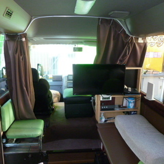 普通免許OK　車検３１年９月　８ナンバー　ベット　テレビ３台　簡易トイレ付　オートマの画像