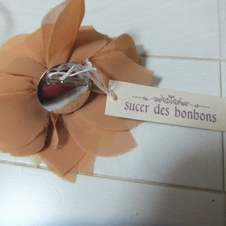 sucer des bonbons　シフォンコサージュ　新品 ケース付きの画像