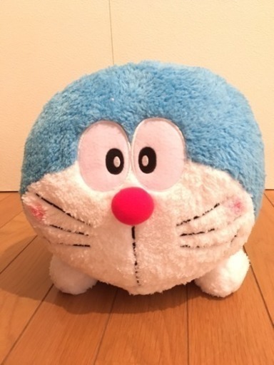 ドラえもん メガジャンボ ぬいぐるみ