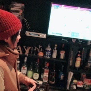 新感覚、いろんなゲームで遊べるBARでの画像