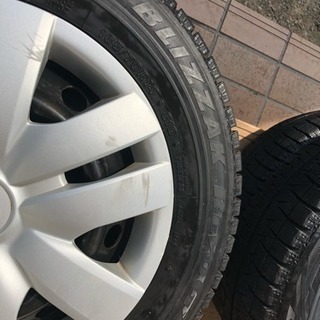 BRIDGESTONE スタッドレスタイヤ を売ります