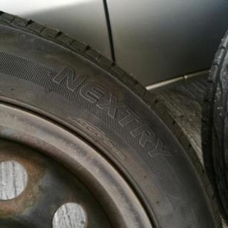 トヨタウィルvi　純正ホイールタイヤセットの画像
