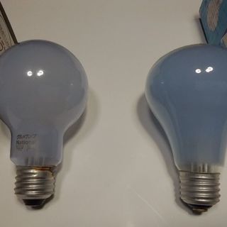 ナショナルグルメランプ60W　東芝ブルーソフトランプ100Wの画像