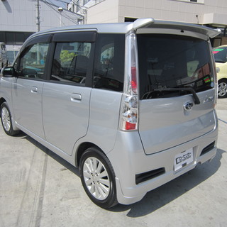 ☆自社分割でも車が買えます☆ｽﾊﾞﾙ　ｽﾃﾗｶｽﾀﾑ　4気筒ｴﾝｼﾞﾝ！の画像