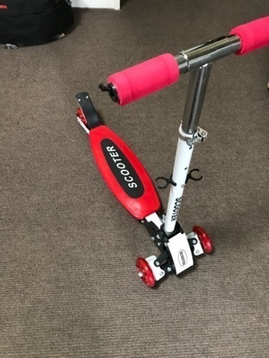 新品 未使用 子供用 キックスクーター キックボート 折りたたみ式