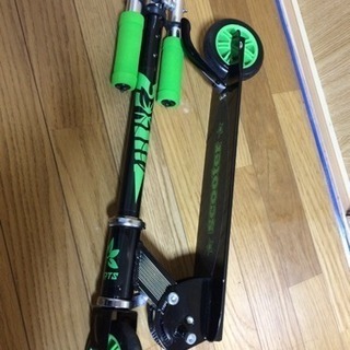 キックボード 折りたたみの画像