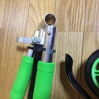 キックボード 折りたたみの画像