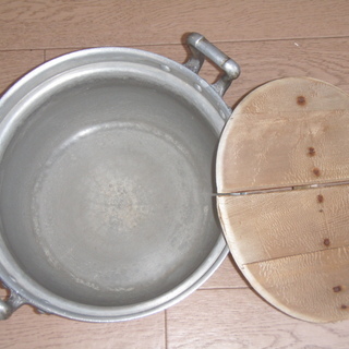 昭和レトロ　鍋の画像