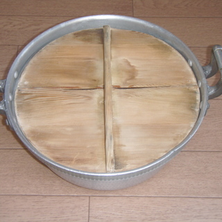 昭和レトロ　鍋の画像