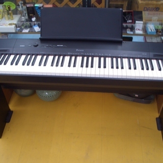 ☆高く買取るゾウ　八幡西店☆【直接引取限定】CASIO 電子ピアノ　2016年製　状態の良い美品です！