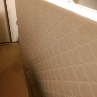 （引き取りに来られる方限定）セミダブルサイズスプリングマットレス無料でさしあげますの画像