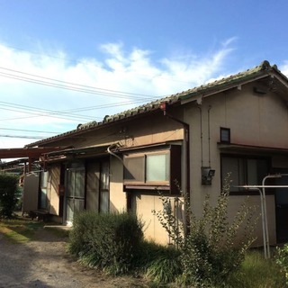 一軒家　平屋　寝具、家電製品、家具、自転車、無制限wifi、無料...