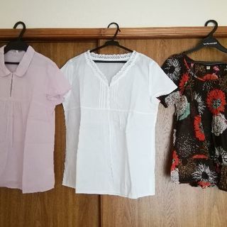 夏物洋服詰め合わせの画像