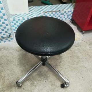 美容院の器具(椅子等)の画像