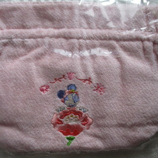 【最終値下げ　処分品】  未使用　刺繍ミニーちゃん　巾着バック　袋　