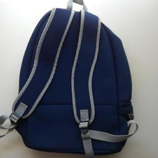 モーブスリュックの画像