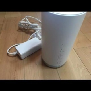 au  置くだけWi-Fiルーターの画像