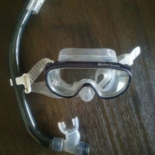 シュノーケリングマスク