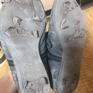 ミズノプロスパイクかなりボロボロwの画像