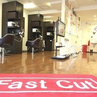 急募！！ カット専門店スタッフの画像