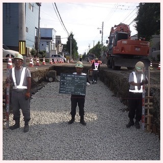 正社員・アルバイトの募集！！土木技術者、現場作業員の大募集！！未経験者大歓迎！！の画像
