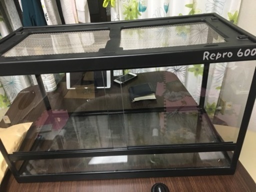 爬虫類ケージ レプロ600＋サーモやヒーターなど