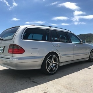 メルセデス・ベンツE320ワゴン  貨物登録の画像