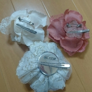 コサージュ 3つセットの画像