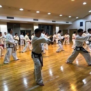 子供から大人まで、親子で！どうせやるならテコンドー ！守谷テコンドーの画像