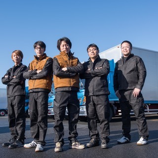まずは会社説明会へ！★7月7・8日（土日） １０ｔトラックドライバー　★アパレル品雑貨の運送　★軽い荷物が多く運びやすいの画像