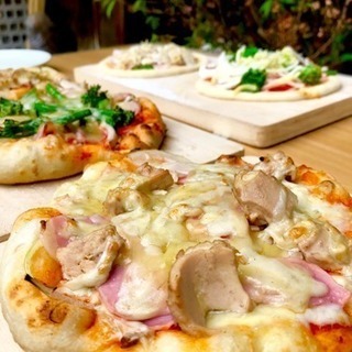 古民家カフェ☕️で本格薪窯ピザ🍕