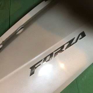 初代ホンダ フォルツァMF06 左カウルの画像