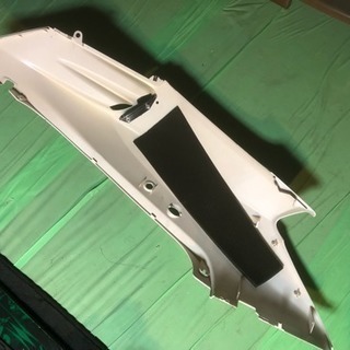 初代ホンダ フォルツァMF06 左カウルの画像