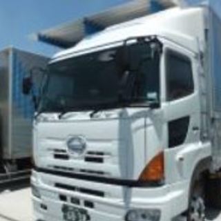フリー便　長距離大型トラックドライバーの画像