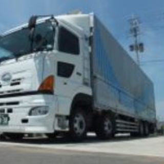 長距離大型トラックドライバー◎ご家族安心企業の画像