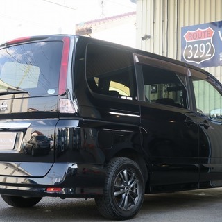 どなたでもクルマがローンで買えます！くるまのミツクニ東京足立店祝２周年！！　「Ｗ紹介キャンペーン」「下取りキャンペーン」実施中♪♪　【セレナ】の画像