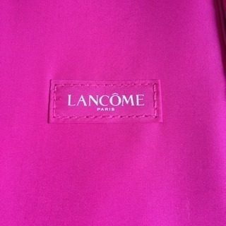 [新品未使用]ランコムのブラシ3点とケース付きの画像